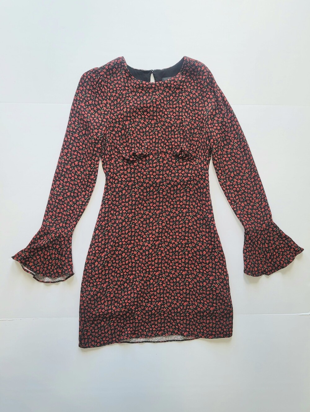 Ever New Aspen Flare Sleeve Mini Dress in Black with Red Floral Size 0 - Picture 2 of 8